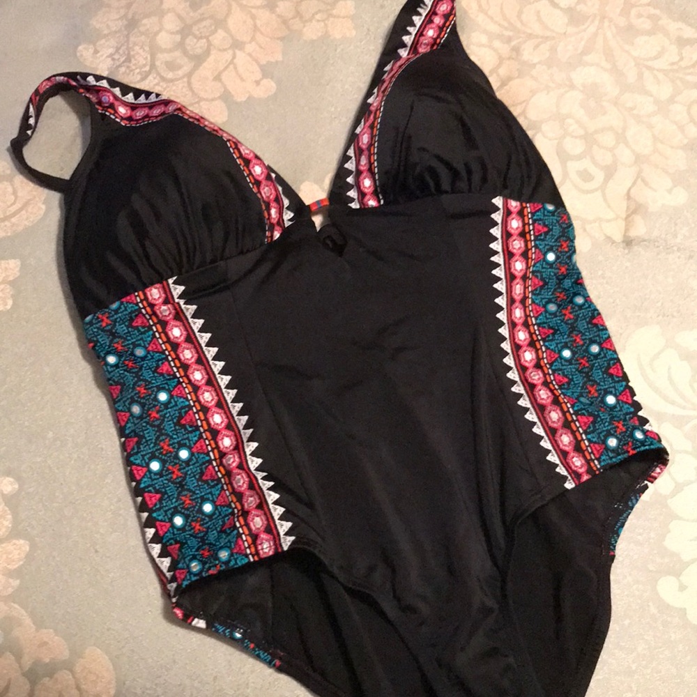 NWT Swimsuit For All Boho One Piece Swimsuit